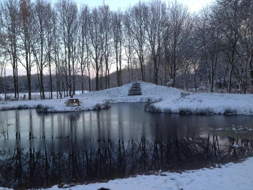 Bed En Breakfast De Boksloot Ravenswoud Bagian luar foto